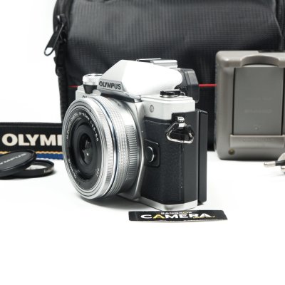 Olympus EM10II
