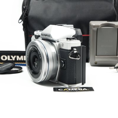 Olympus EM10II