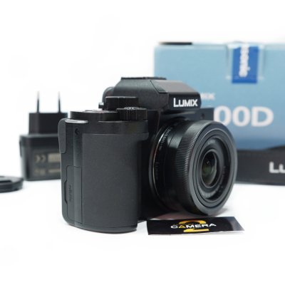 Lumix G100D