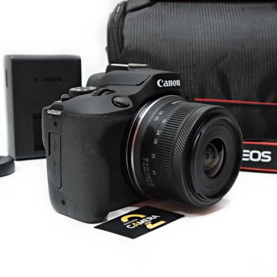 Canon EOS R100