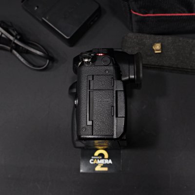 Lumix GH5s body