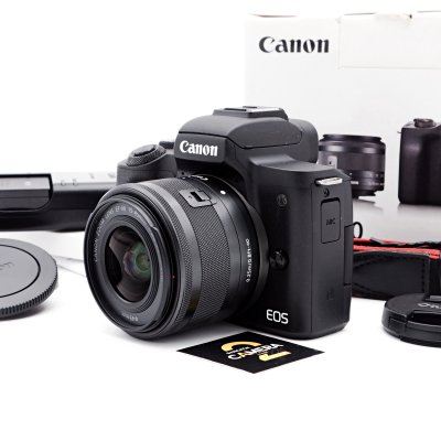 Canon EOS M50