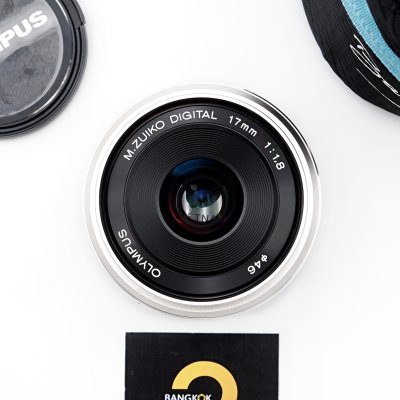 Zuiko 17mm F1.8