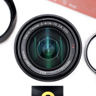 E16-70mm F4 ZA