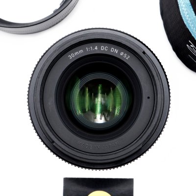 SIGMA 30mm F1.4 DC DN
