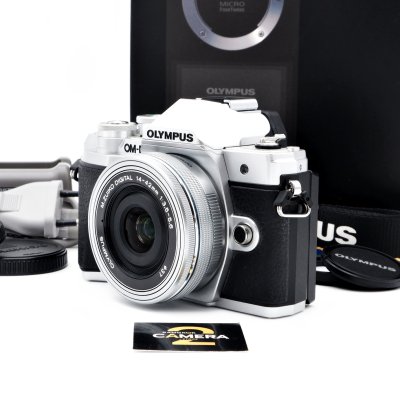Olympus E-M10 III
