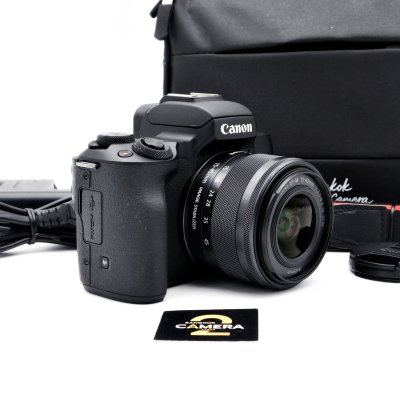 Canon EOS M50