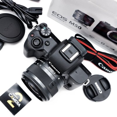 Canon EOS M50
