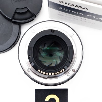 Sigma 30mm F1.4 DC DN