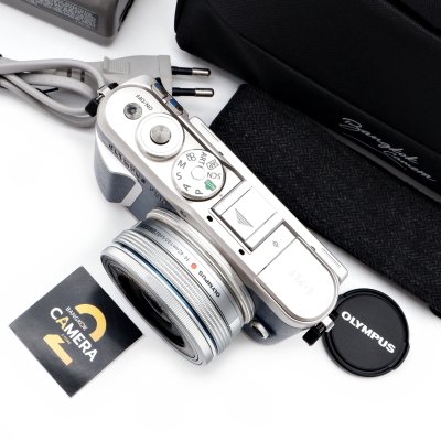 Olympus EPL9