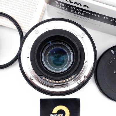 Sigma 18-50mm F2.8 DC DN