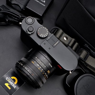 Leica Q2