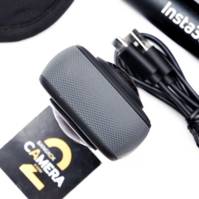 Insta360 X3