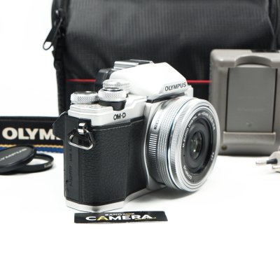 Olympus EM10II