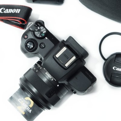 Canon EOS M50