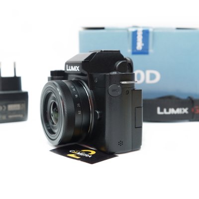 Lumix G100D