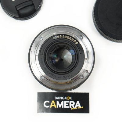 EFM 32mm F1.4 STM