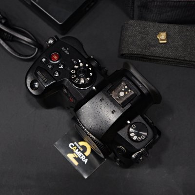 Lumix GH5s body