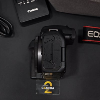Canon EOS R7 body