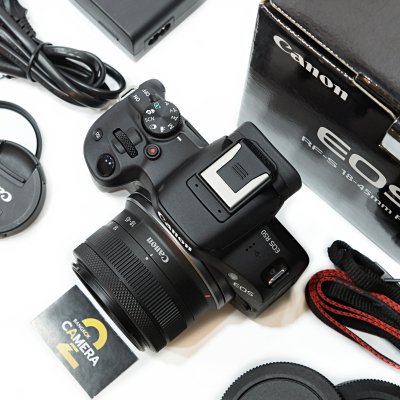 Canon EOS R50