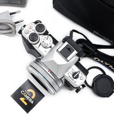Olympus EM10 II
