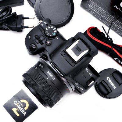 Canon EOS R50