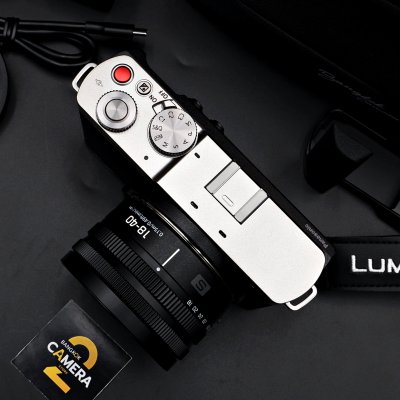 Lumix S9