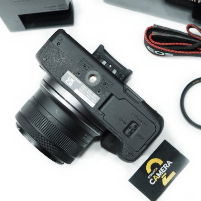 Canon EOS R50