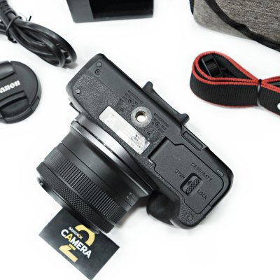 Canon EOS R50