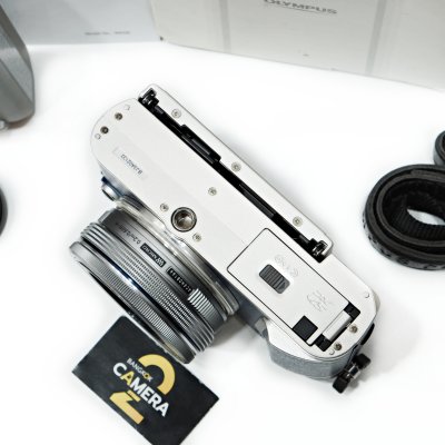 Olympus EPL9