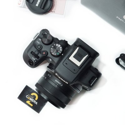 Canon EOS R10