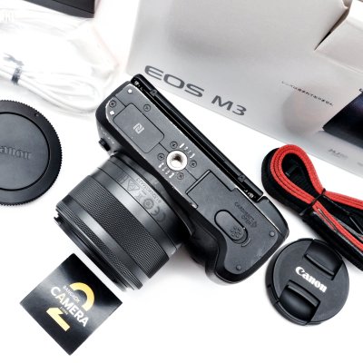 Canon EOS M3