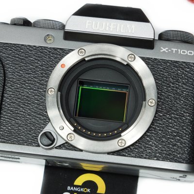 Fujifilm XT100