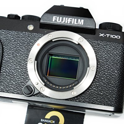 Fujifilm XT100