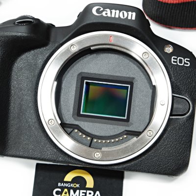 Canon EOS R50