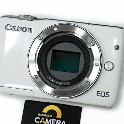 Canon EOS M10