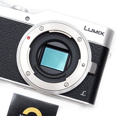 Lumix GF9