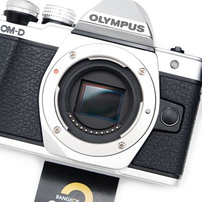 Olympus EM10 II