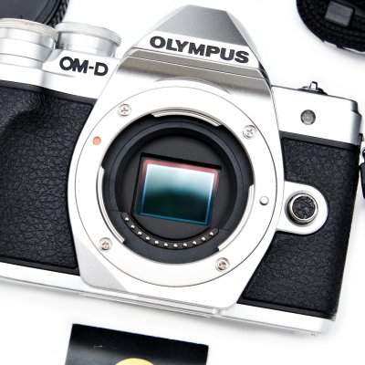 Olympus E-M10 III