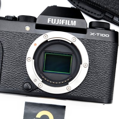 Fujifilm XT100