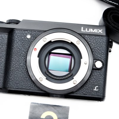 Lumix GX85