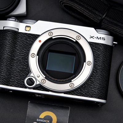 Fujifilm XM5