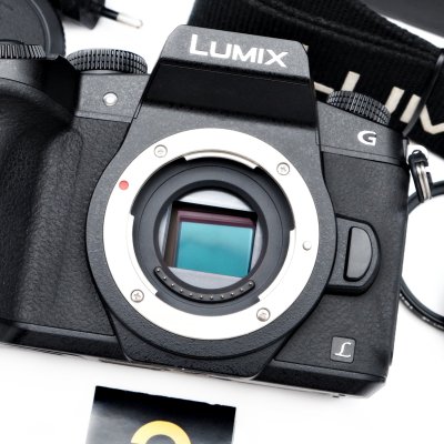 Lumix G85