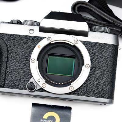 Fujifilm XT100