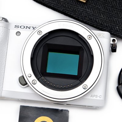 Sony A5100