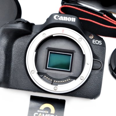 Canon EOS R50