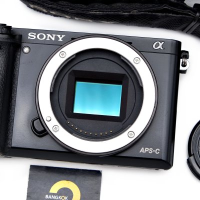 Sony A6000