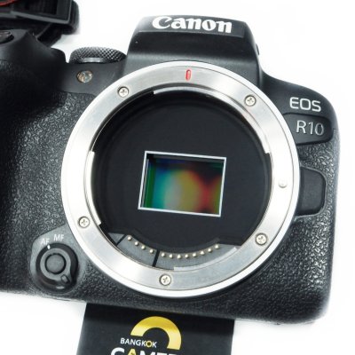 Canon EOS R10