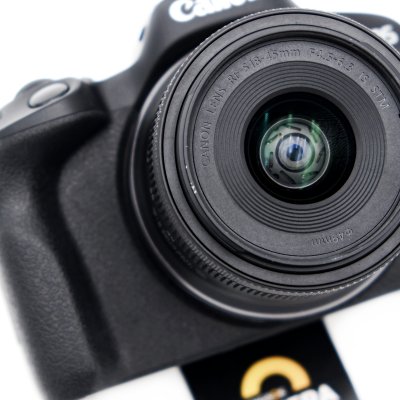 Canon EOS R50