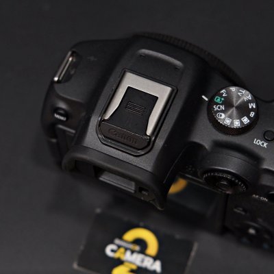 Canon EOS R7 body